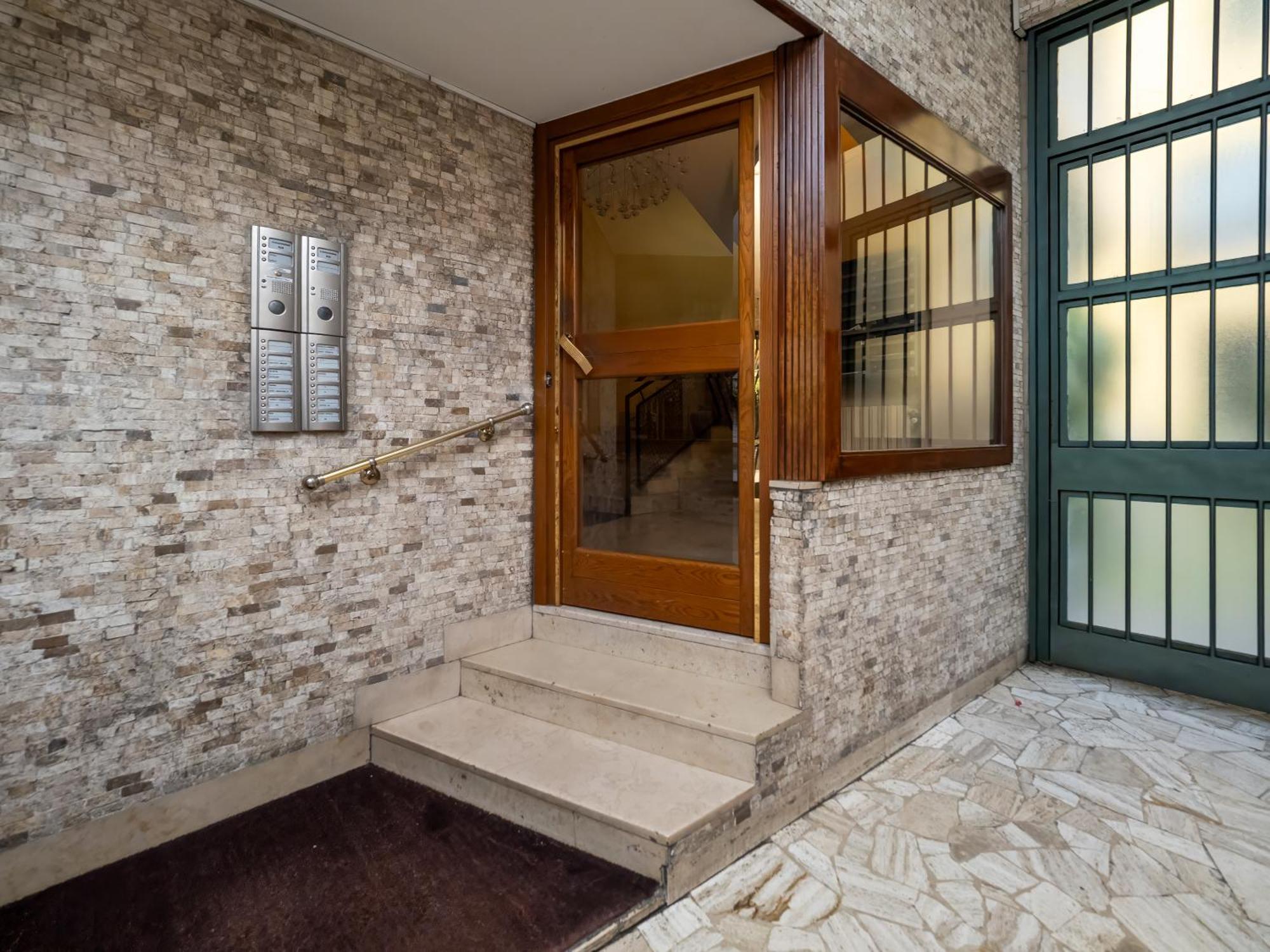 Appartamento Da Enzo Milano Centro エクステリア 写真