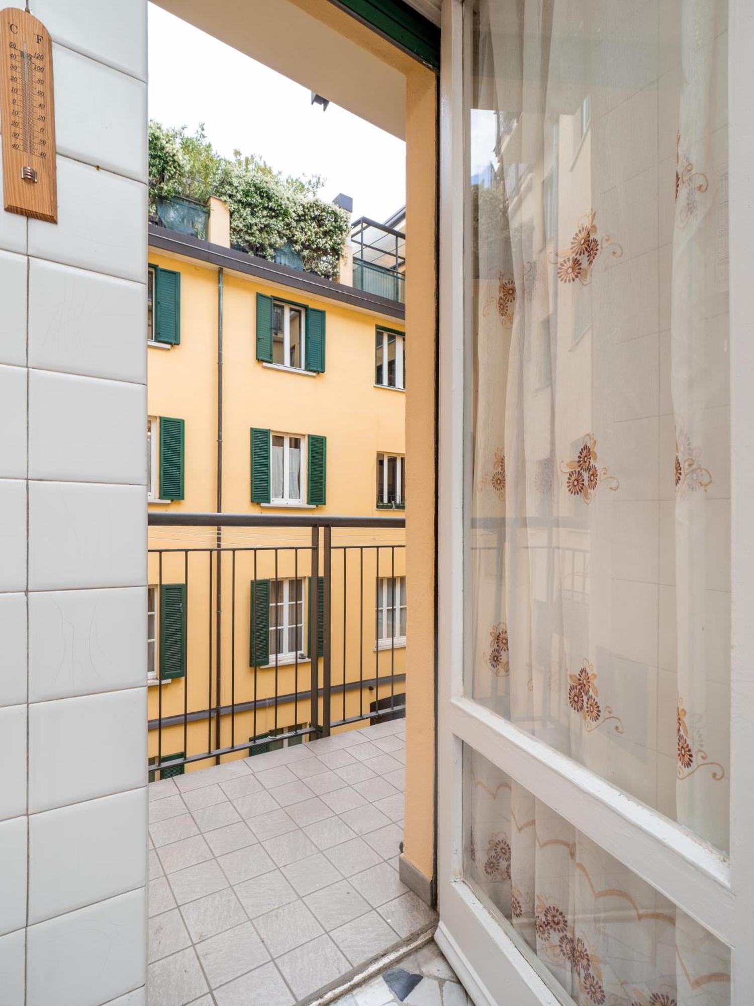 Appartamento Da Enzo Milano Centro エクステリア 写真